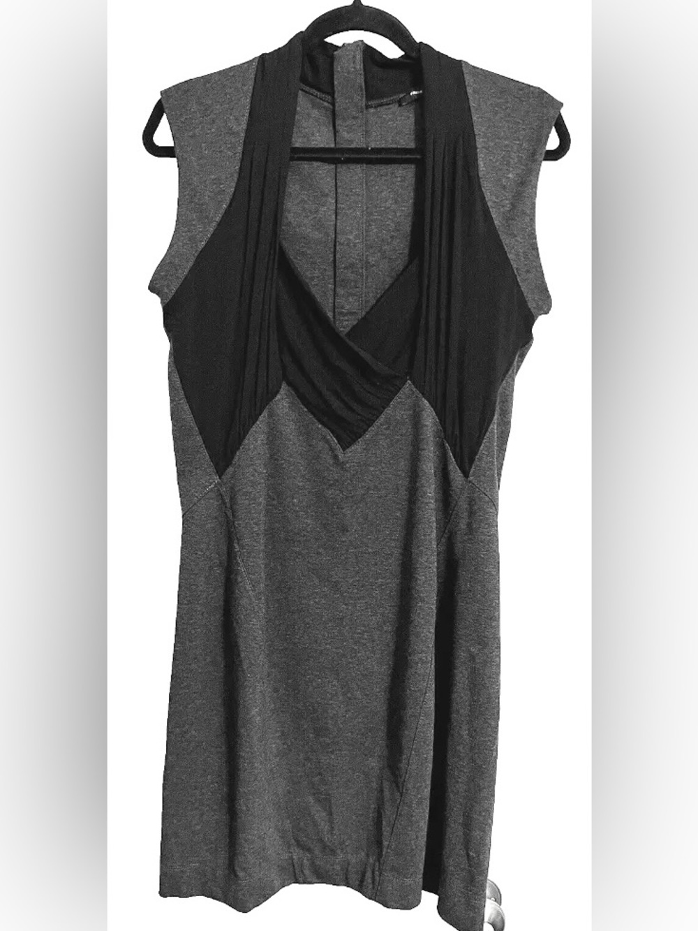 French Connection Draped V-Neck Black & Gray Dress Stretchy Fabric Body Con